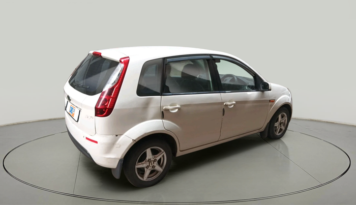 2010 Ford Figo TITANIUM 1.2 PETROL, Petrol, Manual, 1,34,029 km, exterior