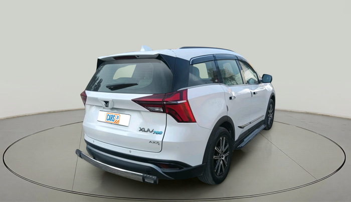 2022 Mahindra XUV700 AX 7 LUXURY D AT 7 STR, Diesel, Automatic, 82,535 km, exterior