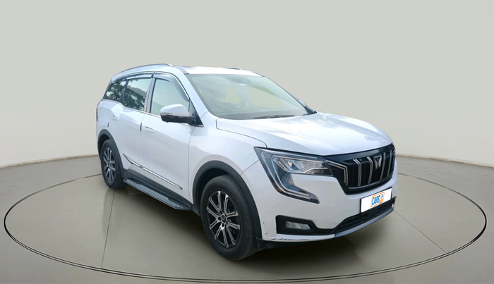 2022 Mahindra XUV700 AX 7 LUXURY D AT 7 STR, Diesel, Automatic, 82,535 km, exterior