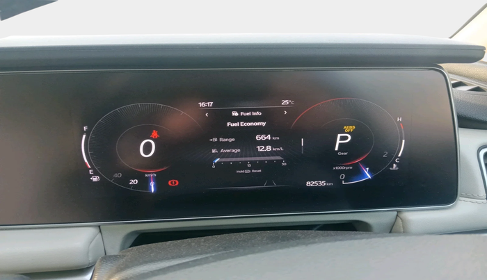 2022 Mahindra XUV700 AX 7 LUXURY D AT 7 STR, Diesel, Automatic, 82,535 km, interior