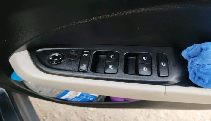 2023 Hyundai VENUE S PLUS 1.5 CRDI, Diesel, Manual, 57,504 km, interior