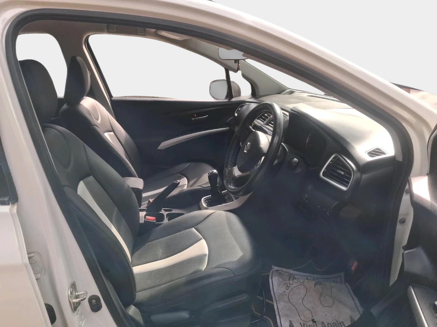 2016 Maruti S Cross ZETA 1.3, Diesel, Manual, 20,830 km, interior