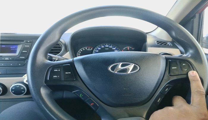 2016 Hyundai Xcent SX 1.2, Petrol, Manual, 76,572 km, interior