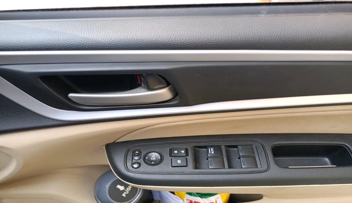 2021 Honda Amaze 1.2L I-VTEC VX CVT, Petrol, Automatic, 30,684 km, interior