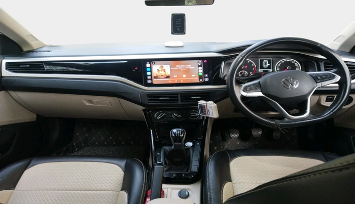 2022 Volkswagen VIRTUS HIGHLINE TSI 1.0 MT, Petrol, Manual, 29,888 km, interior