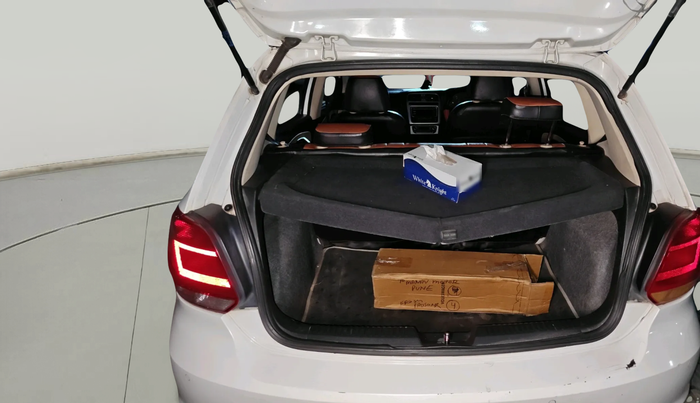 2014 Volkswagen Polo HIGHLINE1.5L, Diesel, Manual, 1,37,600 km, exterior