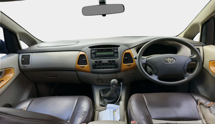 2011 Toyota Innova V 2.5 8 STR, Diesel, Manual, 2,27,451 km, interior