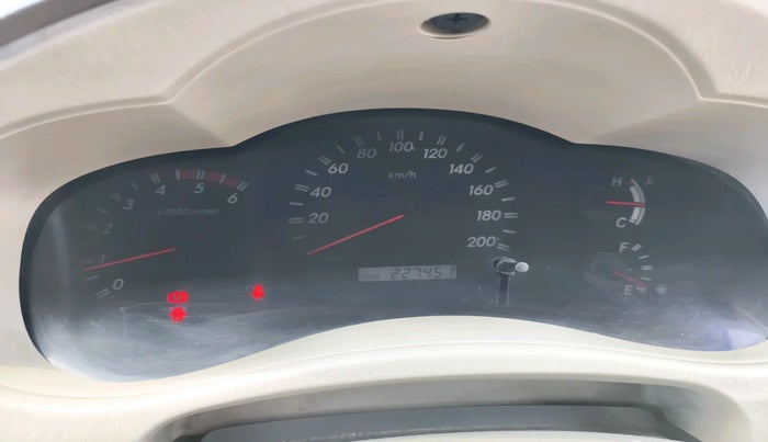 2011 Toyota Innova V 2.5 8 STR, Diesel, Manual, 2,27,451 km, interior