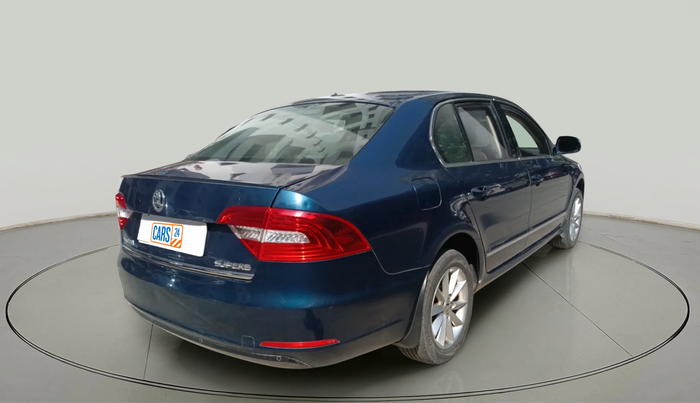 2015 Skoda Superb ELEGANCE 1.8 TSI AT, Petrol, Automatic, 1,12,118 km, exterior