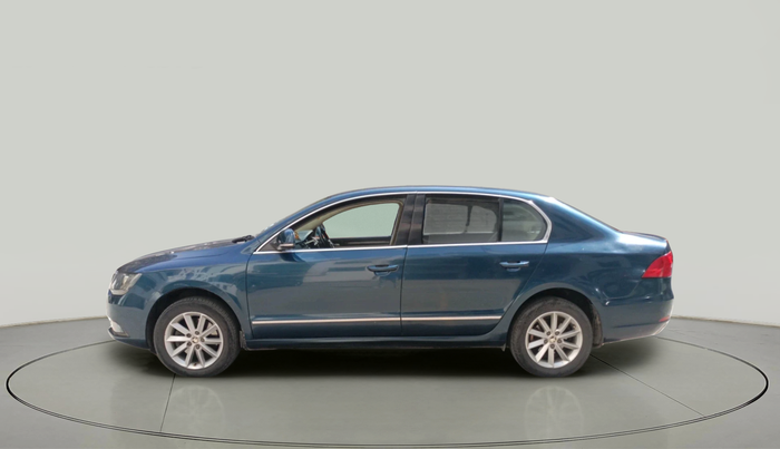 2015 Skoda Superb ELEGANCE 1.8 TSI AT, Petrol, Automatic, 1,12,118 km, exterior