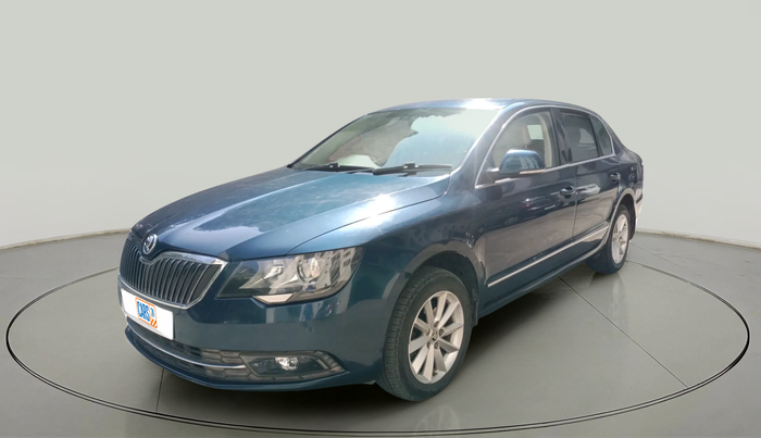 2015 Skoda Superb ELEGANCE 1.8 TSI AT, Petrol, Automatic, 1,12,118 km, exterior