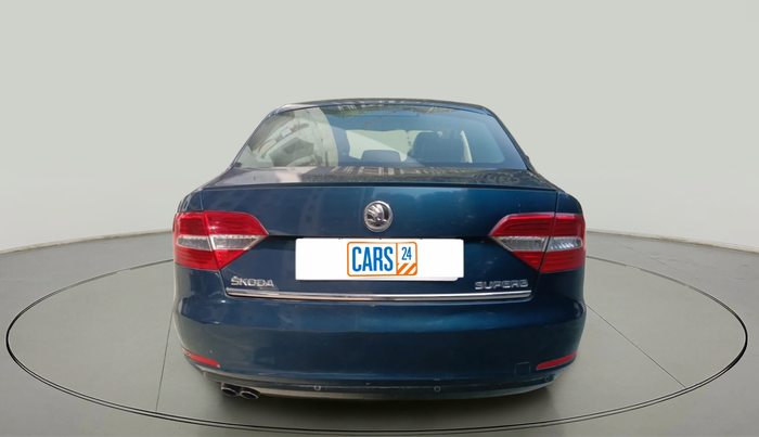 2015 Skoda Superb ELEGANCE 1.8 TSI AT, Petrol, Automatic, 1,12,118 km, exterior
