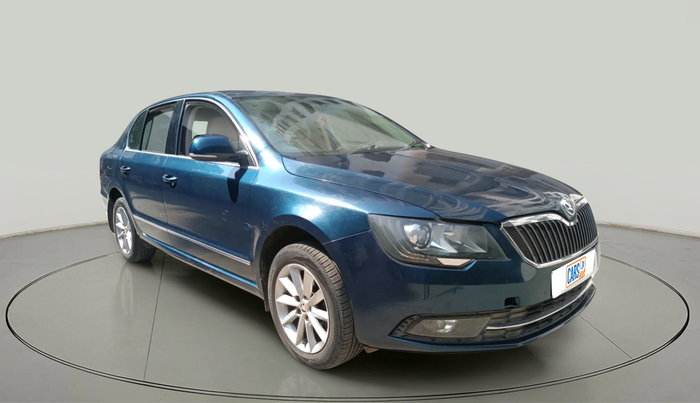 2015 Skoda Superb ELEGANCE 1.8 TSI AT, Petrol, Automatic, 1,12,118 km, exterior