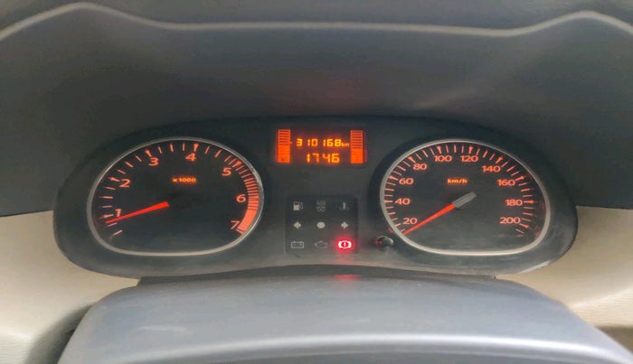 2013 Renault Duster 85 PS RXL DIESEL (OPT), Diesel, Manual, 3,10,168 km, interior