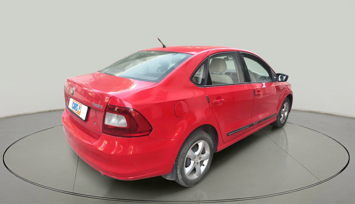 2012 Skoda Rapid ELEGANCE 1.6 MPI AT, Petrol, Automatic, 69,893 km, exterior