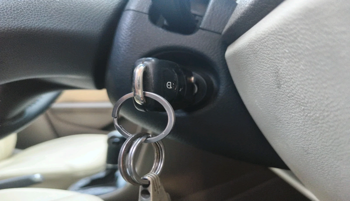 2012 Skoda Rapid ELEGANCE 1.6 MPI AT, Petrol, Automatic, 69,893 km, interior