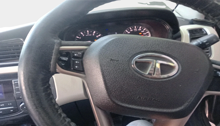 2016 Tata Zest XMS PETROL, Petrol, Manual, 1,66,078 km, interior