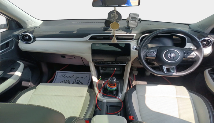 2021 MG ASTOR SHARP 1.5 MT, Petrol, Manual, 30,566 km, interior