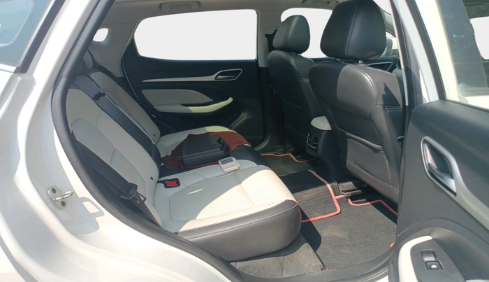 2021 MG ASTOR SHARP 1.5 MT, Petrol, Manual, 30,566 km, interior