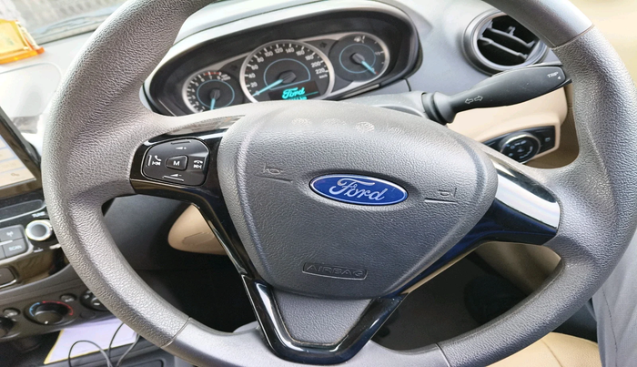 2021 Ford Figo Aspire TITANIUM 1.2 PETROL, Petrol, Manual, 19,154 km, interior