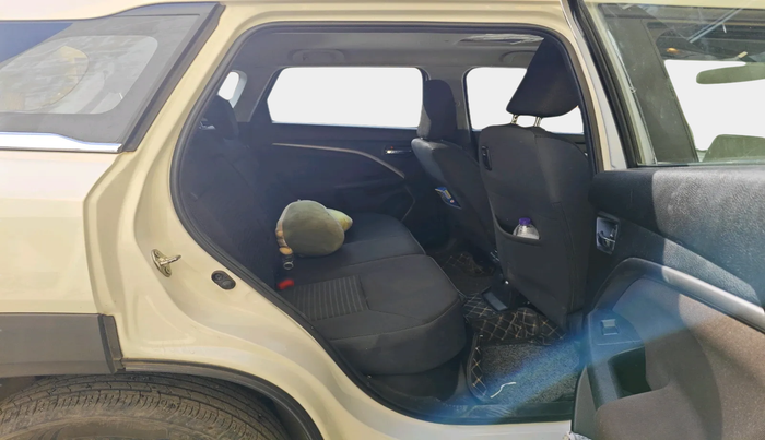 2023 Maruti BREZZA ZXI SMART HYBRID , Petrol, Manual, 34,542 km, interior