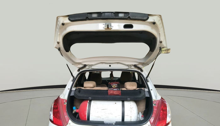 2016 Maruti Swift VXI, Petrol, Manual, 1,70,592 km, exterior