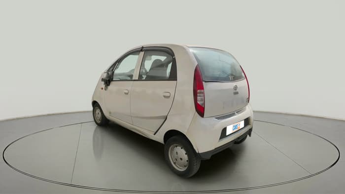 2014 Tata Nano EMAX XM CNG, CNG, Manual, 83,291 km, exterior