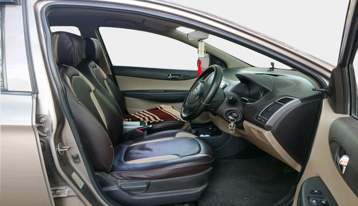 2012 Hyundai i20 MAGNA 1.4 CRDI, Diesel, Manual, 1,06,995 km, interior