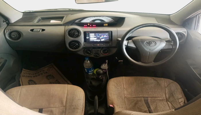 2013 Toyota Etios GD, Diesel, Manual, 2,60,987 km, interior