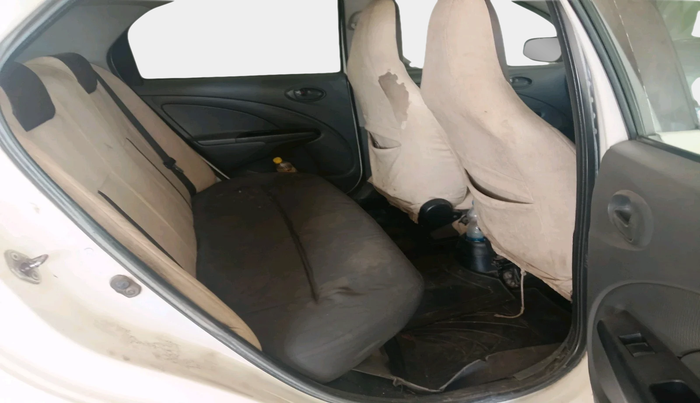 2013 Toyota Etios GD, Diesel, Manual, 2,60,987 km, interior