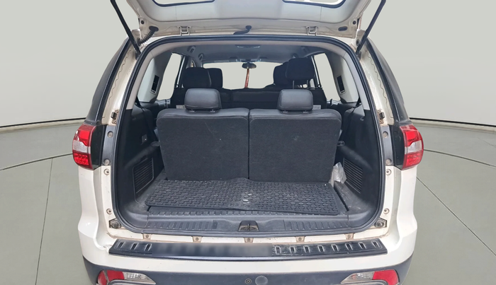 2017 Tata Hexa XE 4X2 7 STR, Diesel, Manual, 42,099 km, exterior