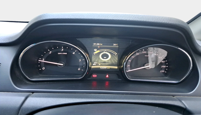 2017 Tata Hexa XE 4X2 7 STR, Diesel, Manual, 42,099 km, interior