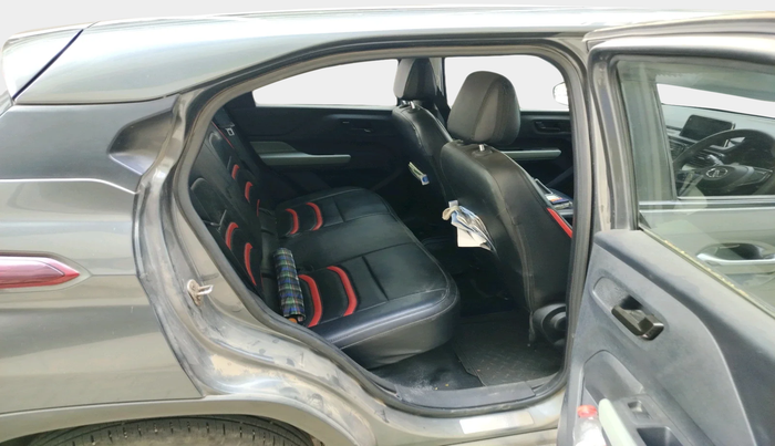 2022 Tata PUNCH ADVENTURE AMT, Petrol, Automatic, 80,296 km, interior