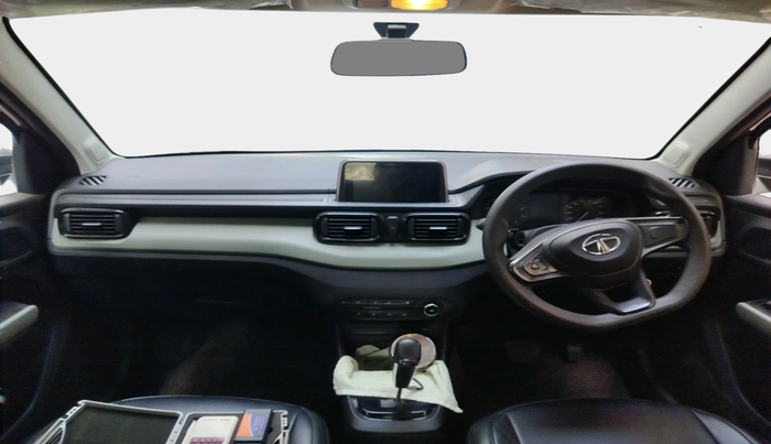 2022 Tata PUNCH ADVENTURE AMT, Petrol, Automatic, 80,296 km, interior