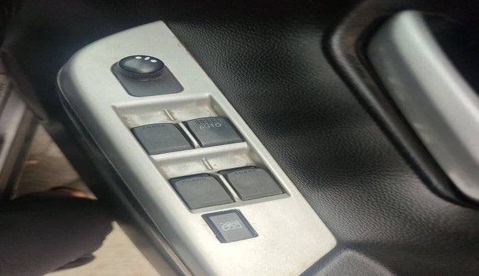 2014 Maruti Wagon R 1.0 VXI, Petrol, Manual, 51,565 km, interior