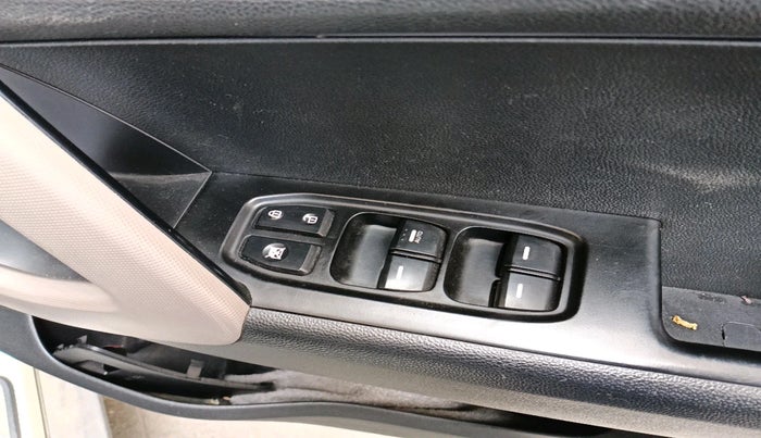 2016 Hyundai Creta SX PLUS 1.6 DIESEL, Diesel, Manual, 69,054 km, interior