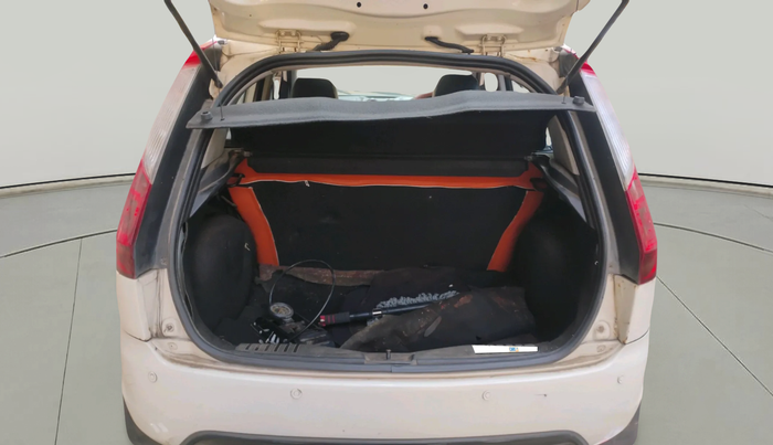 2012 Ford Figo TITANIUM 1.2 PETROL, Petrol, Manual, 66,083 km, exterior