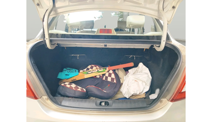 2013 Maruti Swift Dzire VXI, Petrol, Manual, 48,183 km, exterior