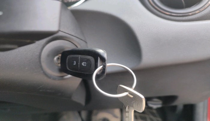 2017 Renault Duster RXS CVT, Petrol, Automatic, 72,336 km, interior