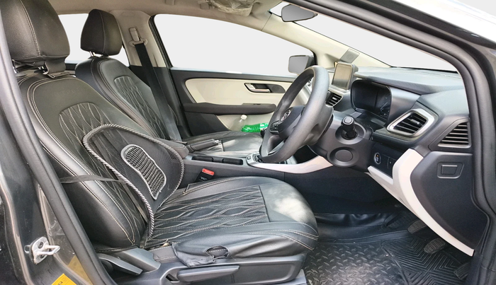 2022 Tata ALTROZ XZ PETROL, Petrol, Manual, 21,806 km, interior