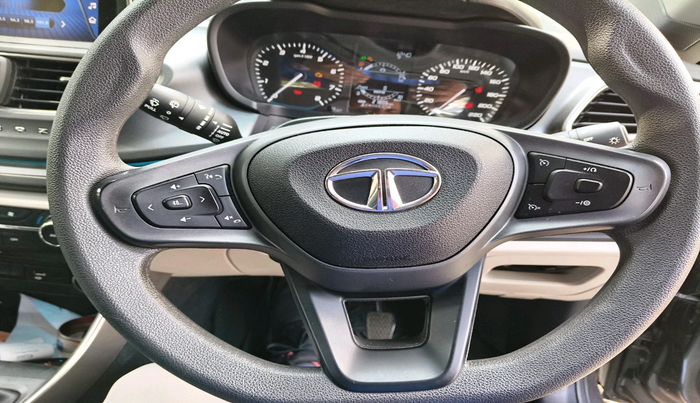 2022 Tata ALTROZ XZ PETROL, Petrol, Manual, 21,806 km, interior