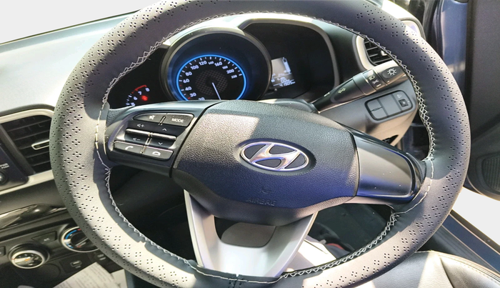 2019 Hyundai VENUE S 1.2, Petrol, Manual, 41,905 km, interior