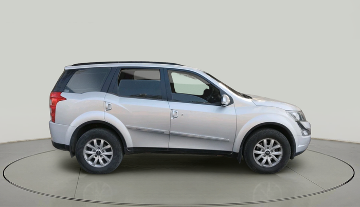 2015 Mahindra XUV500 W8, Diesel, Manual, 89,920 km, exterior