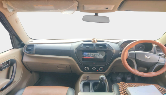 2023 Mahindra BOLERO NEO N 4, Diesel, Manual, 20,843 km, interior