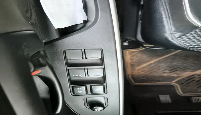 2017 Maruti S Cross SIGMA 1.3, Diesel, Manual, 83,249 km, interior