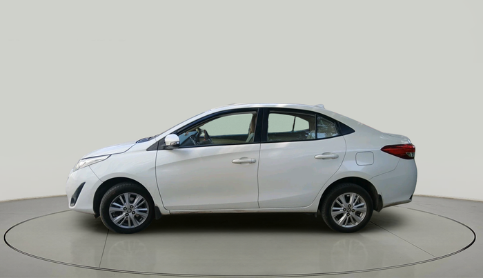 2018 Toyota YARIS V CVT, Petrol, Automatic, 73,911 km, exterior