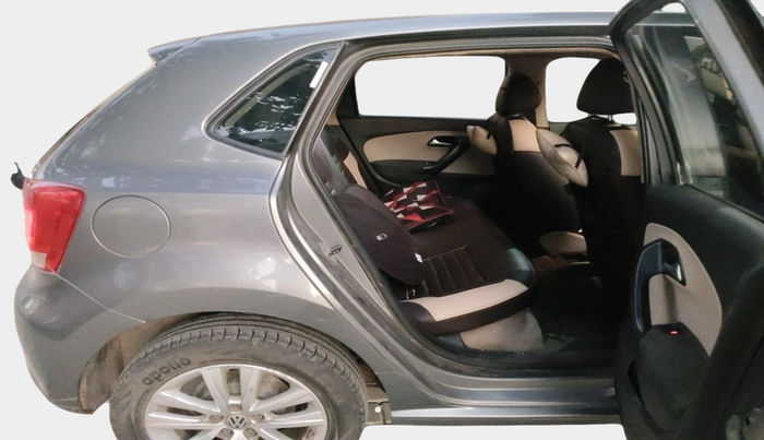 2013 Volkswagen Polo HIGHLINE1.2L, Petrol, Manual, 1,83,794 km, interior