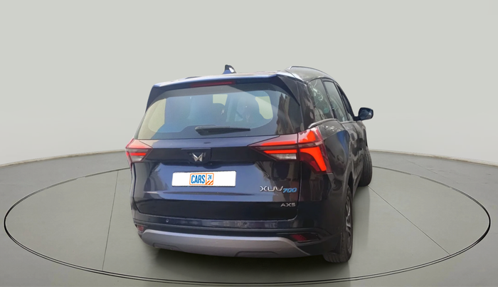 2022 Mahindra XUV700 AX 5 P MT 5 STR, Petrol, Manual, 42,442 km, exterior