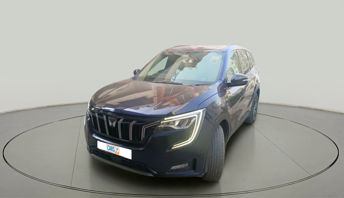 2022 Mahindra XUV700 AX 5 P MT 5 STR, Petrol, Manual, 42,442 km, exterior