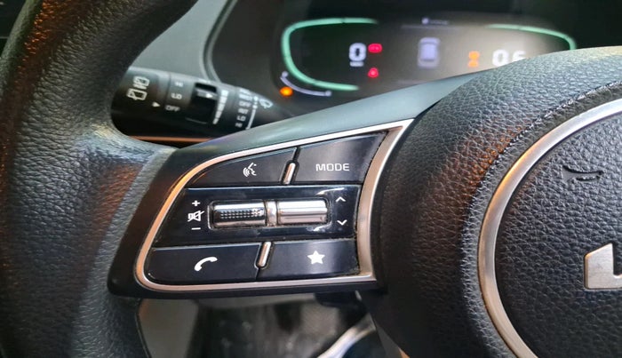 2022 KIA CARENS PRESTIGE PLUS 1.4 PETROL 7 STR, Petrol, Manual, 58,268 km, interior